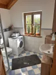 wonderful apartment with connection to public transportation to Munich