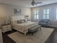 Charming 4-bedroom townhome in fabulous West Point. Great for Corporate Stays