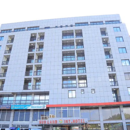 Sunland International Hotel Отели рядом с достопримечательностью «Пьяцца»