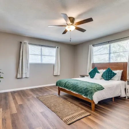 Farm House with an Amazing Pool in the desirable Western Hills in Temple TX