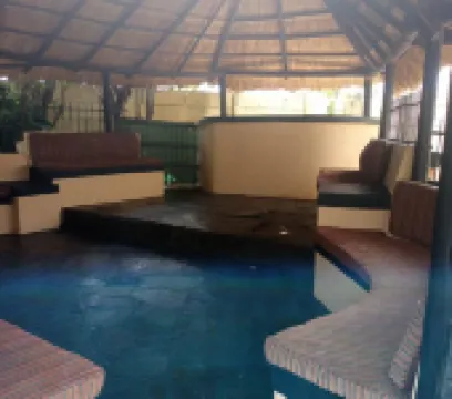 Guesthouse with Green Garden and Pool - 2102