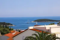 Stella Maris, Hvar - Rooms with a Balcony and a Stunning Sea View
