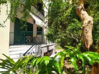 Marousi Comfy Apartment with balcony Hotel in zona Stadio Olimpico Spyros Louīs