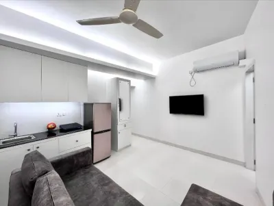 375 sqft 3 cozy Studio with Pool & Gym Hoteles en Rupganj Upazila