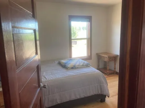 SPRING CREEK GETAWAY! 2 BEDROOM,1 BATH HOUSE BACKED UP TO OPEN SPACE!!!