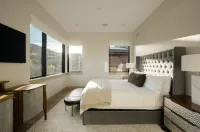 Luxury Ski-in/Ski-Out 4 Bedroom + Office with Westin Resort Amenities