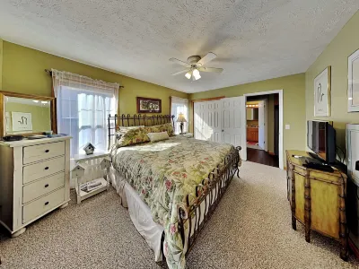 Kajun Kove Hotels in Dandridge