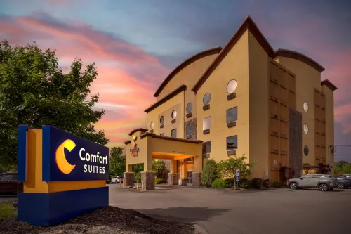 Comfort Suites Hotels in Monroeville
