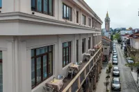 阿科德飯店及陽台 - 山景