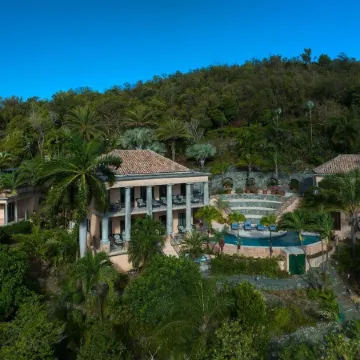 Villa Coco De Mer at Peter Bay Estate - Your Own Private Beach