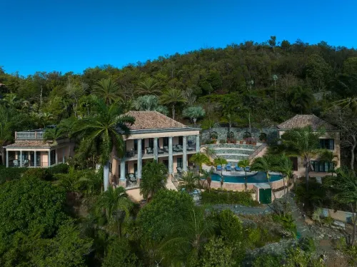 Villa Coco De Mer at Peter Bay Estate - Your Own Private Beach