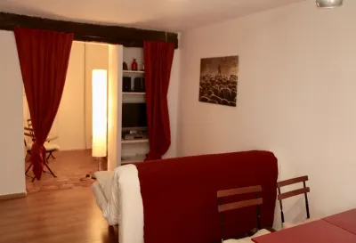 Self Catering Apartment La garde Freinet - Golfe de Saint-Tropez Hotel dekat Les Roches Blanches