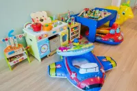 Family-Friendly 3BR Suite Free Water Park Walk to Beach & Cicada Night Market