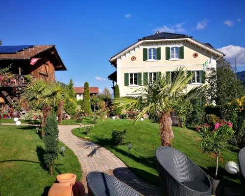 Vacation apartment in the Grisons Oberland Hotels in Breil/Brigels