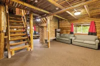 Log Cabin Near Mount Rainier, Sleeps 8, Fireplace and Fire Pit