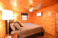 Whispering Creek on Brown Bear - Creekside Cabin