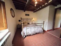 Rustic renovated, with every modern comfort, private pool and garden