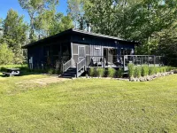 Charming Vintage 1950's Cottage