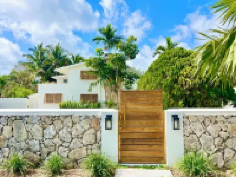 Wow Stylish! Next2Bahamar: Pickleball, PrvPool, HotTub + Beachlife & Restaurants