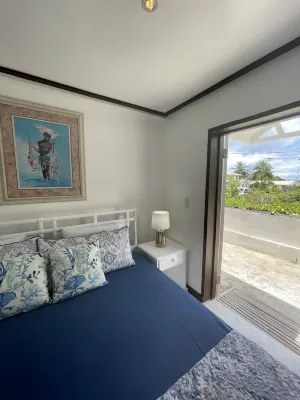 Quaint 1 bedroom apartment close to Mullins Beach Hotels in Mullins