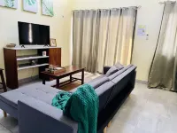 Apartment with sea view w / attic, central location, Negril