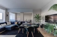 SUPER SEA VIEW PENTHOUSE