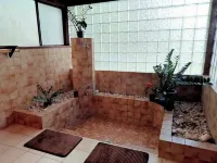 Beautiful Private Home with Stunning Views of Opunohu Bay