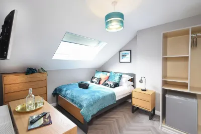 Ocho Homes by Eight Continents