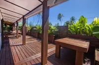 Nevaeh Holiday Home + Pool + Unlimited Internet Hotels in Avarua