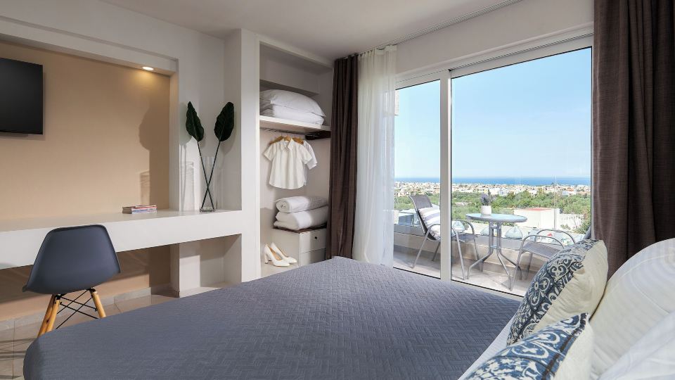 Mila Malia Suites