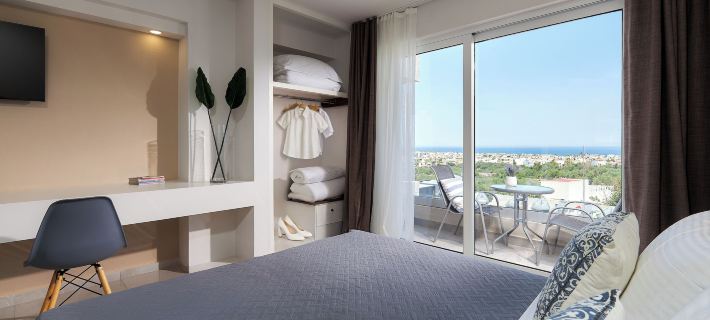 Mila Malia Suites Hotele w: Malia