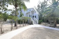 Shades of Blue Villa , Steps Away From Grace Bay Beach
