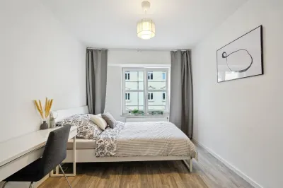 Modernes Apartment mit Heimkino und Netflix in Dresden Hotels in Pieschen