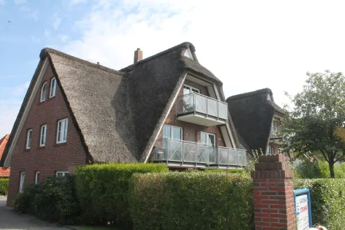 NEW, handicapped accessible, sun terrace, close to the center, P at the house