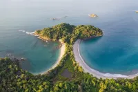 Paradise Awaits! Beach Bliss & Wildlife Thrills – Only 10 Minutes Away!