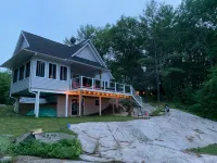 WATERFRONT COTTAGE in Muskoka