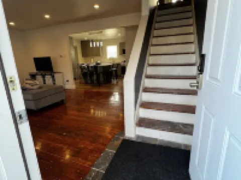 Spacious 3 Bedroom Home in Ewing, NJ – Modern Comfort in a Prime Location 尤英酒店