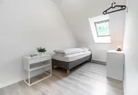 Wonderful apartment "Gute Stube" in a rural location Hotels in Brake