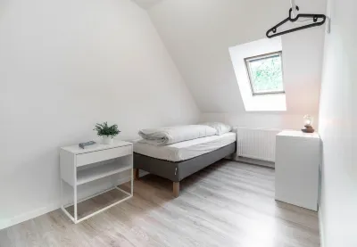 Wonderful apartment "Gute Stube" in a rural location Hotels near Kirchhammelwarden