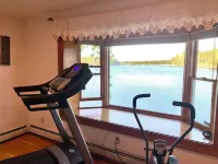 Beautiful Oceanfront House- Stunning Water Views