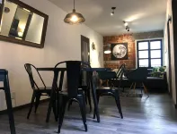 COZY APARMENT IN DOWNTOWN