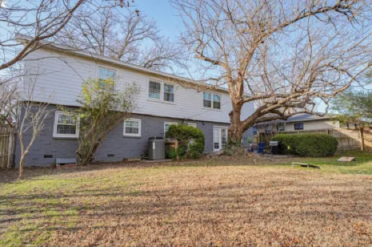 Beautiful Spacious Home- Near the Expo, TU, gathering Place, Fair park