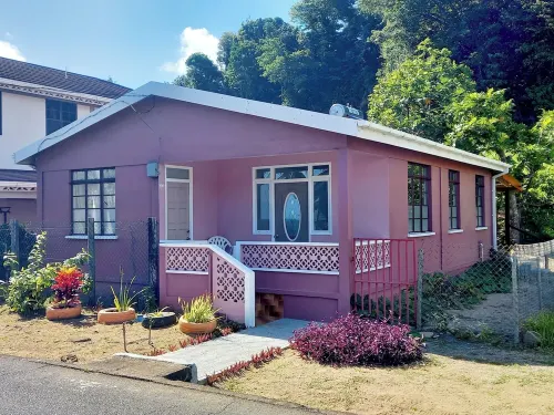 Comfortable, local home with A/C and private verandah