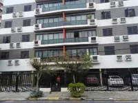 Beautiful Apartment in Guaruja Cove Beach. Hotell i Jardim Tres Marias