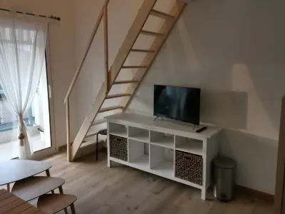 Cosy apartment 2 steps from downtown/station