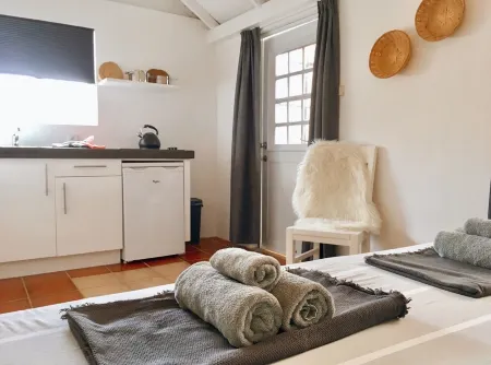 Nice, atmospheric studio near the beach!