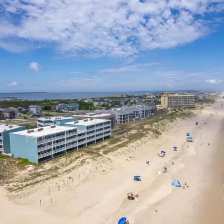 Oceanfront Retreat, Stunning Views, Pup Friendly & Pools