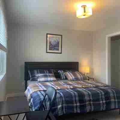 Exquisite 3 BR Villa with Double Garage-King Bed Rooms