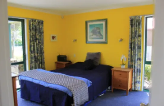 Popular Family friendly, Modern Cosy Bach,+ WiFi, 21 Devon Street Hanmer Springs