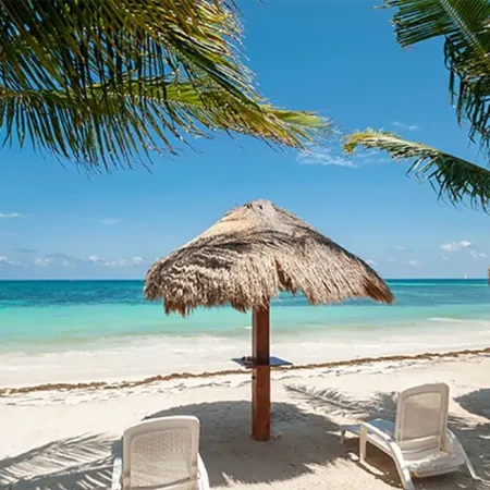 Home with pool and close 7 minutes to the beach,  Pet-Friendly